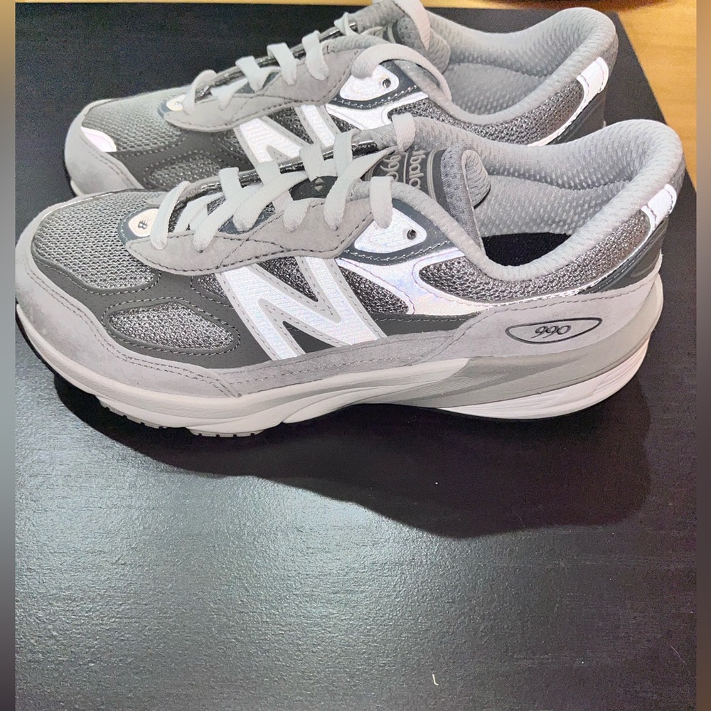 LITTLE KIDS 990 V6